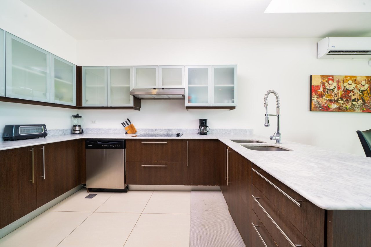 Pacific Park #402 | Spacious 2-Bedroom Condo with Balcony and Owner Financing in the Heart of Tamarindo