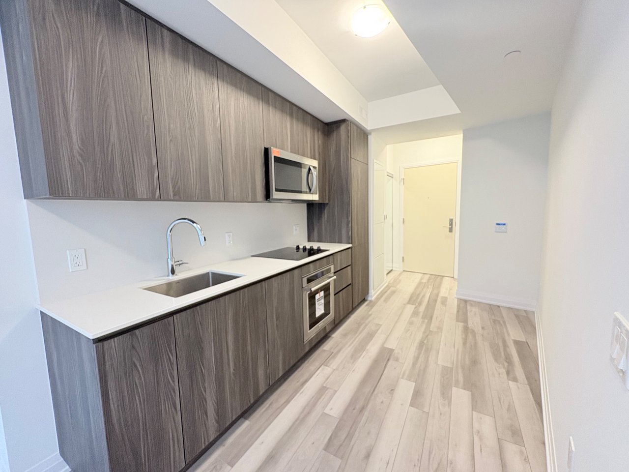 15 Richardson Street, Toronto Unit: 308
