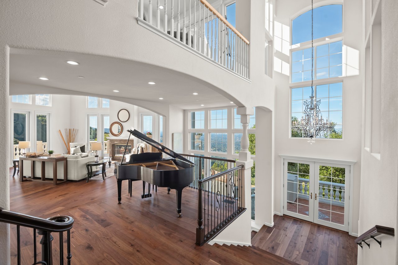 15940 Wildcat Ridge, Saratoga