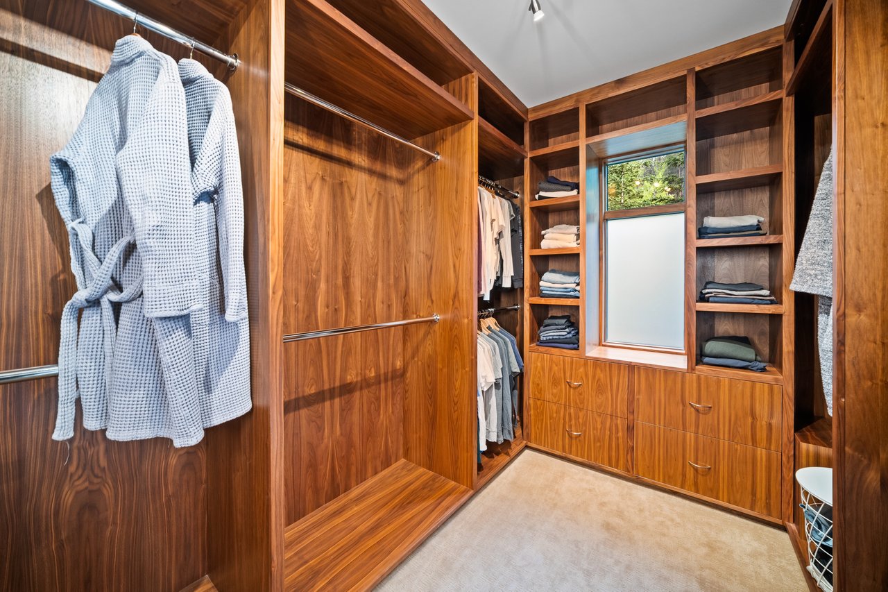 Refined Mountain Living at Cairns Landing