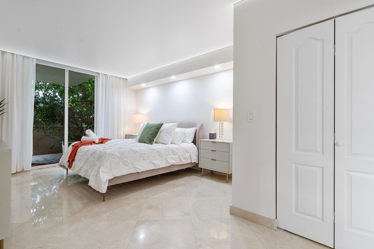 King David Short-Term Rental | Prime Location
