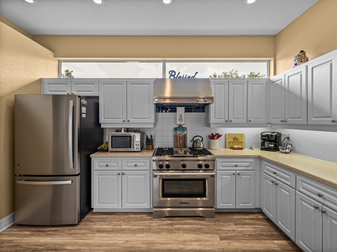 12413 WOODLANDS CIR