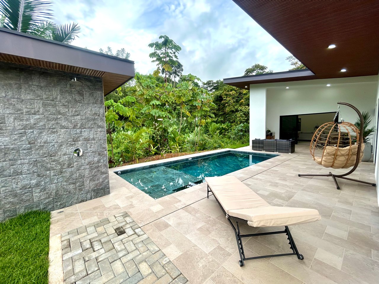 Casa Jardines – 3 Bedrooms, 2 Bathrooms, Brand-New with Pool