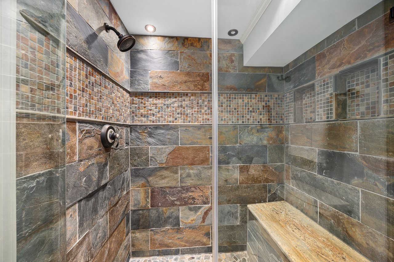 4821 Wallbank Ave, Downers Grove