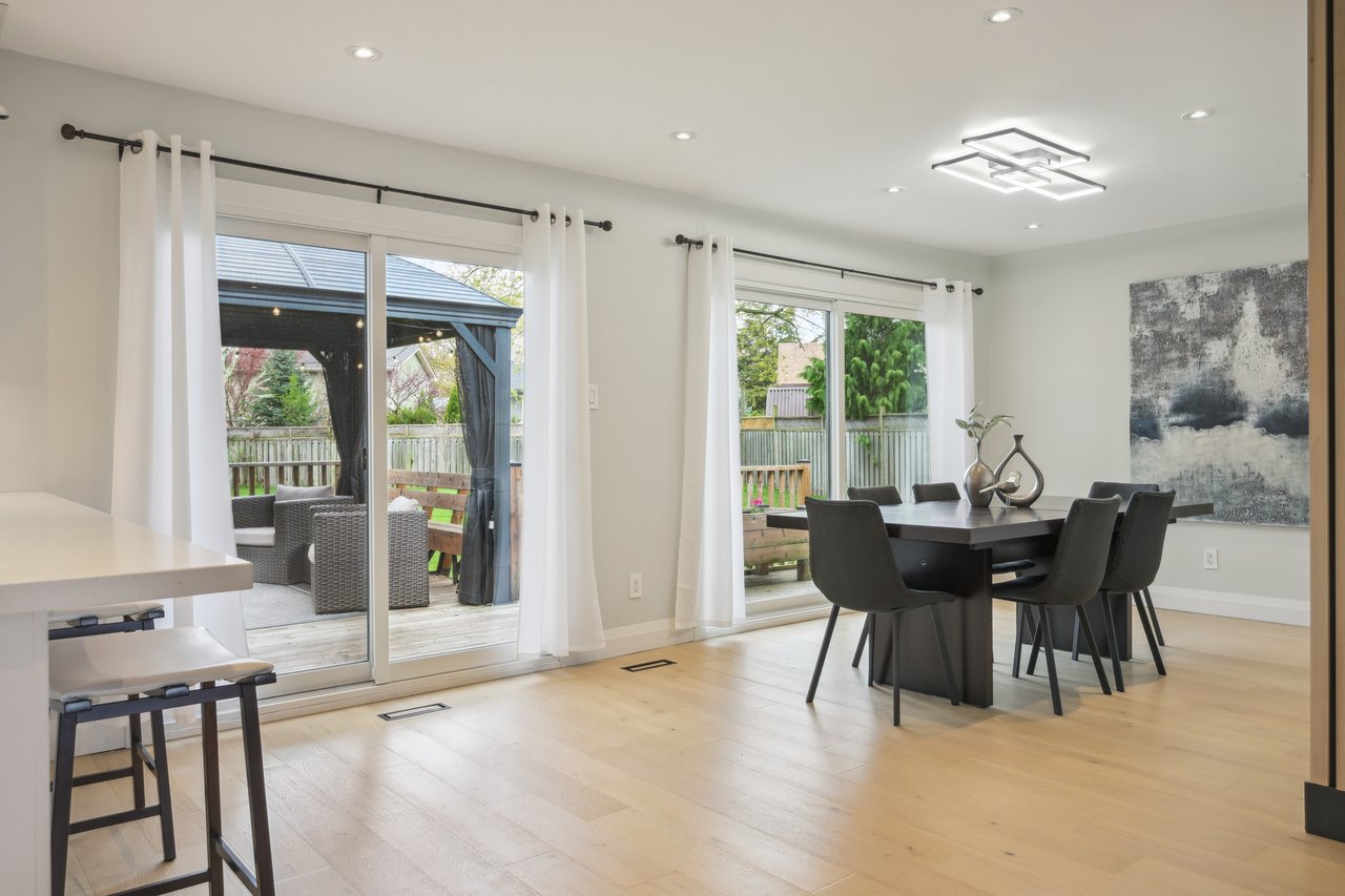 Completely Renovated Sidesplit on an Exclusive Cul-De Sac