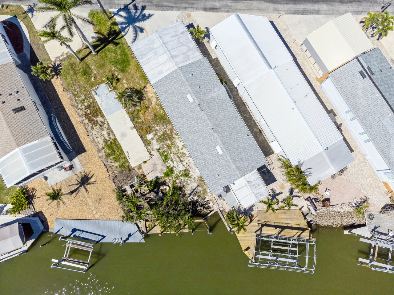 12 Nancy Ln - Fort Myers Beach