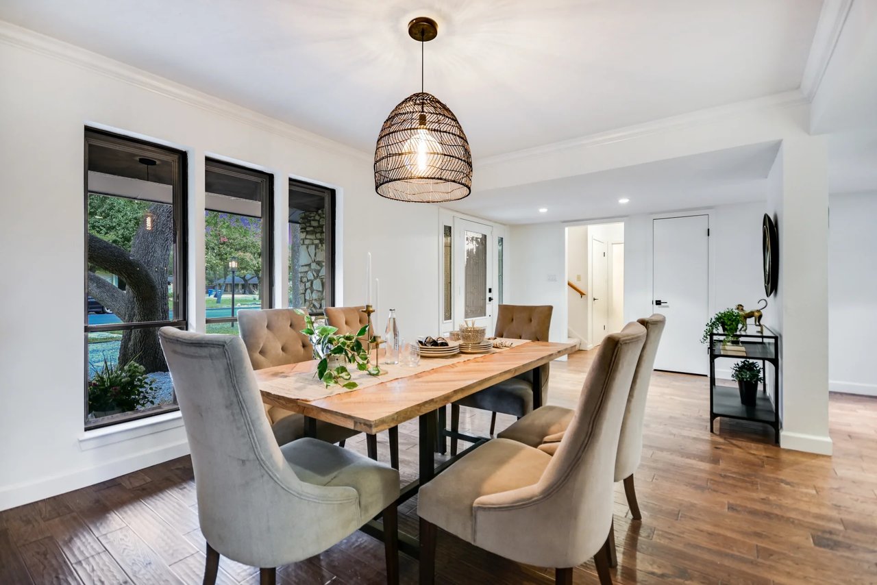 Golf Course Grandeur - 9112 Balcones Club Drive