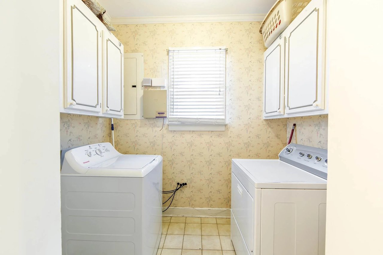 104 TALBOT DR