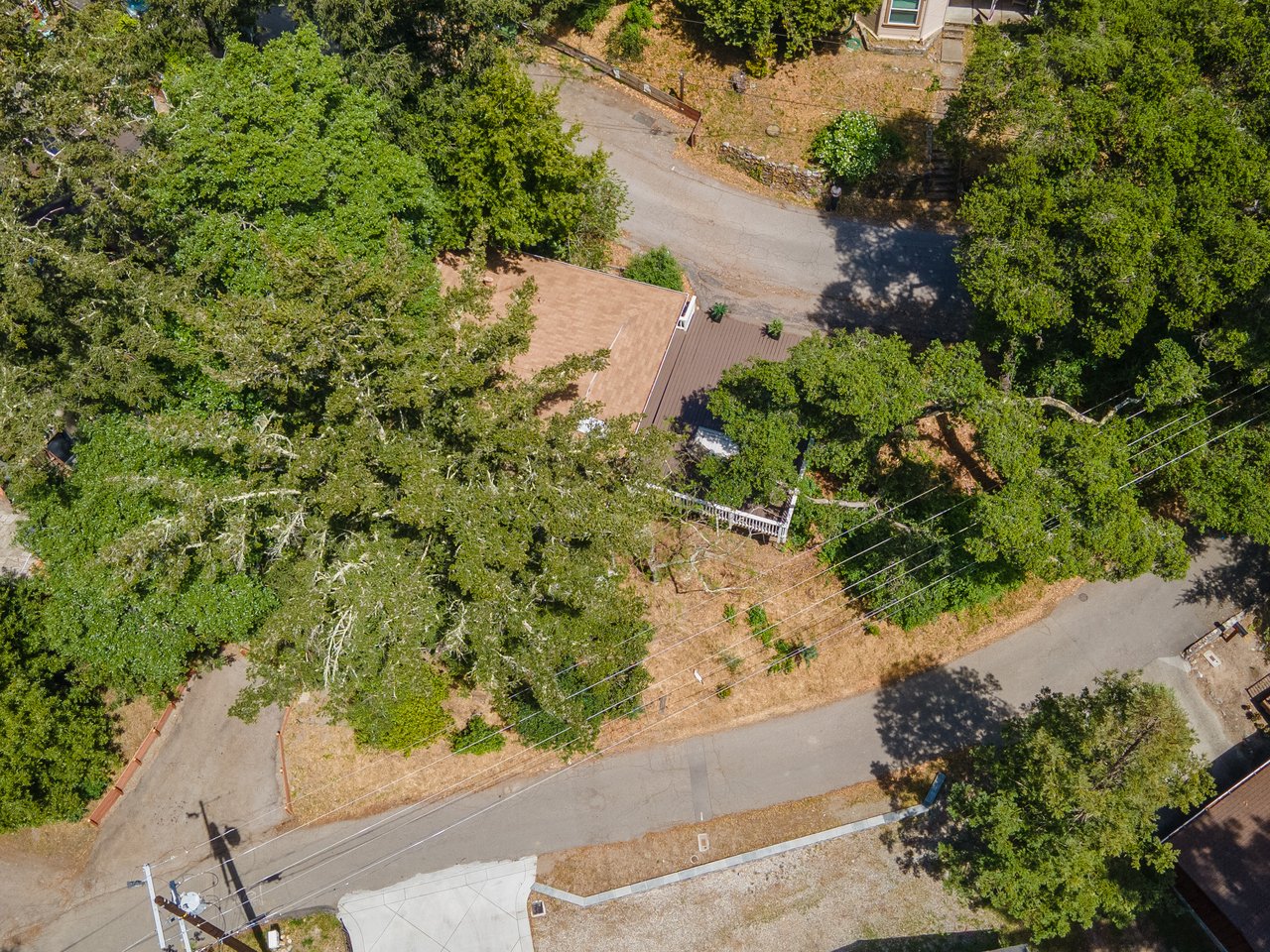 12 Summit AVE