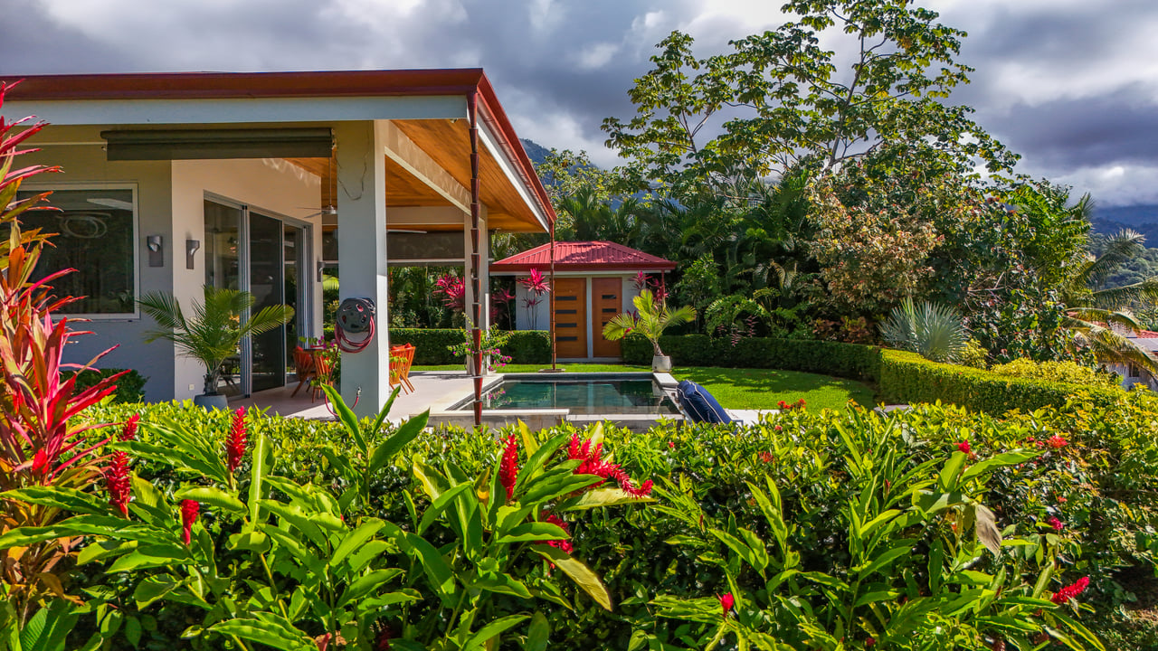 Blue Horizon – luxury ocean-view home in Ojochal, Costa Rica