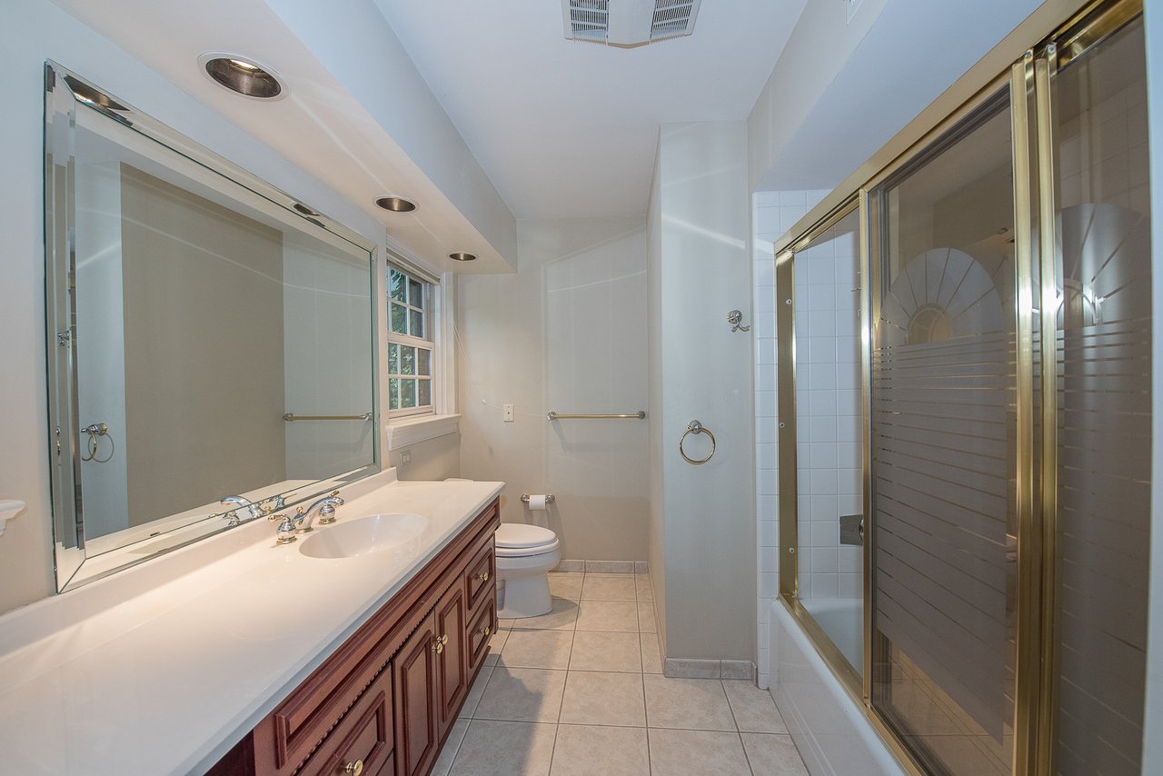 1115 Rose Glen Rd