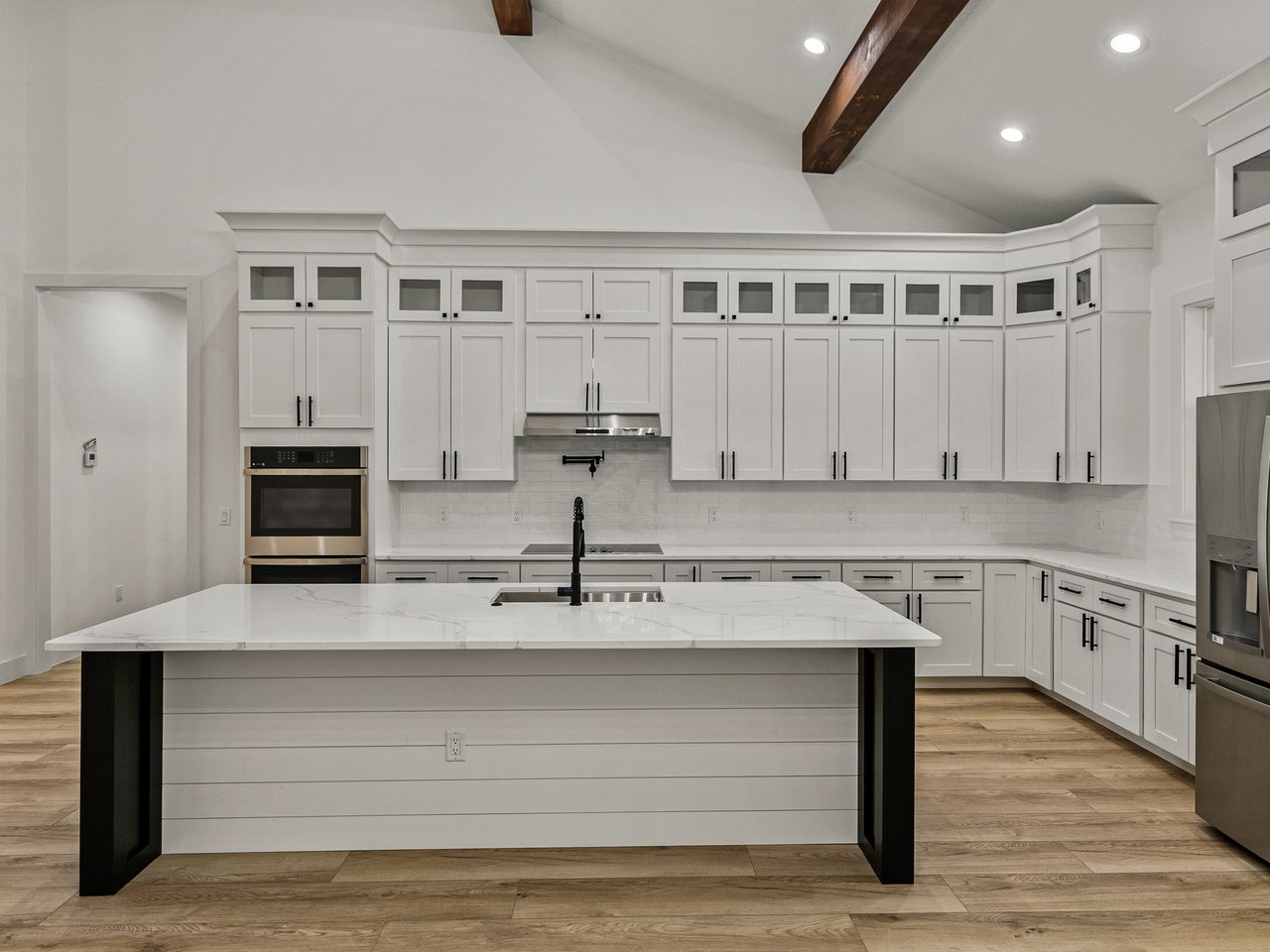 14069 Grandeur Way