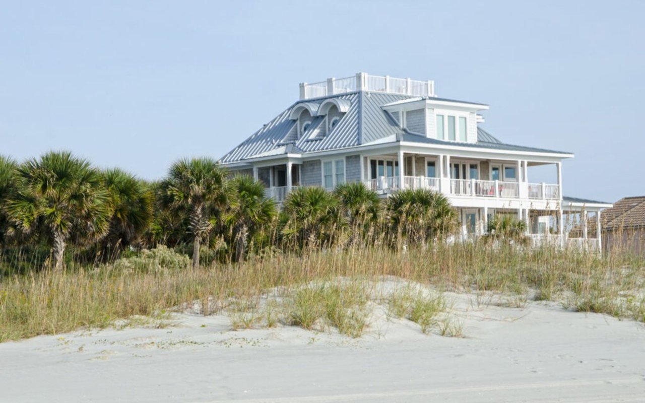 Should I Buy a House in a Flood Zone? Practical Tips for House Hunting