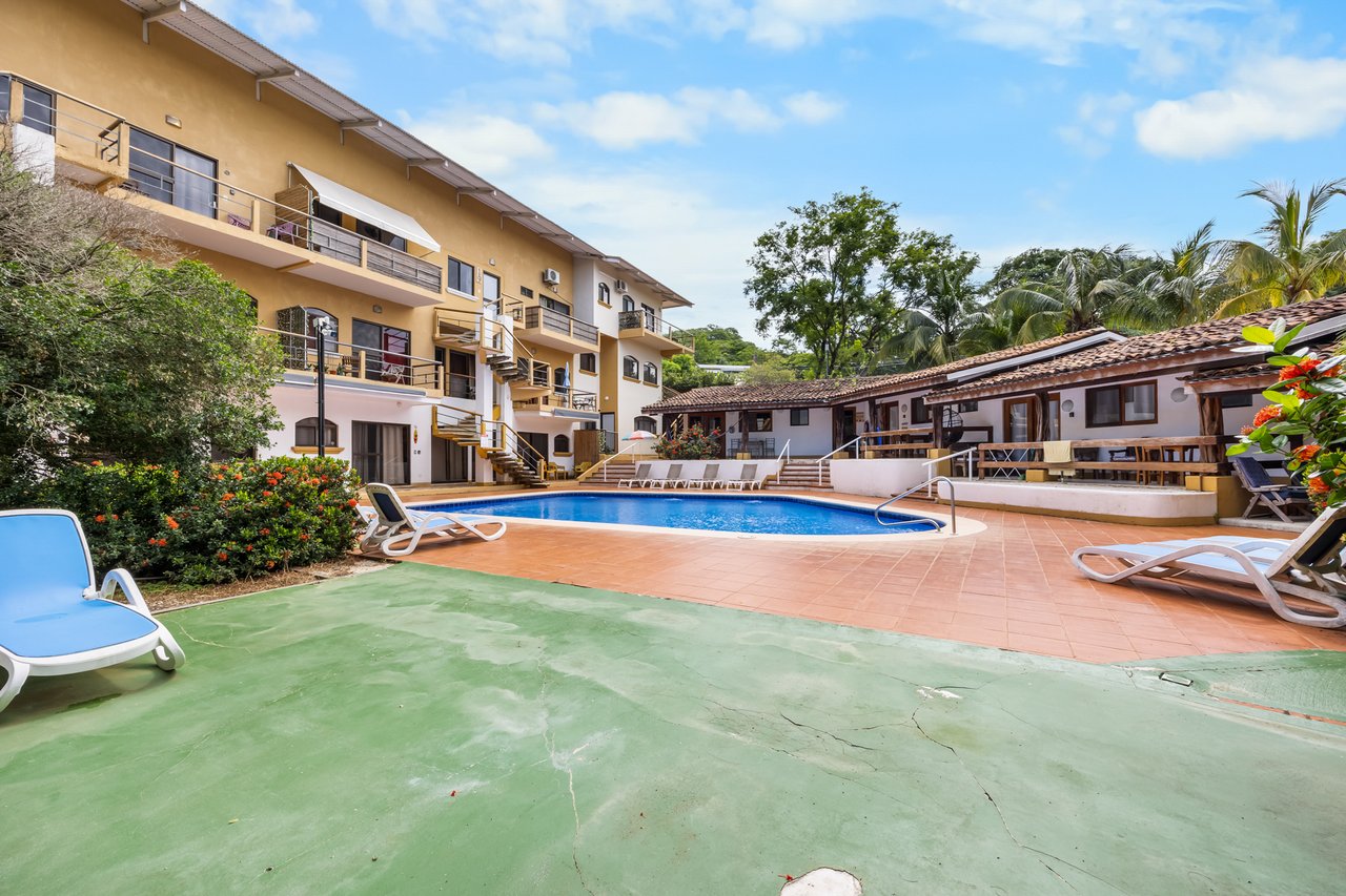 Eleri #17 | Tropical 3-Bedroom, 3-Bath Condo Just Steps from Tamarindo Beach