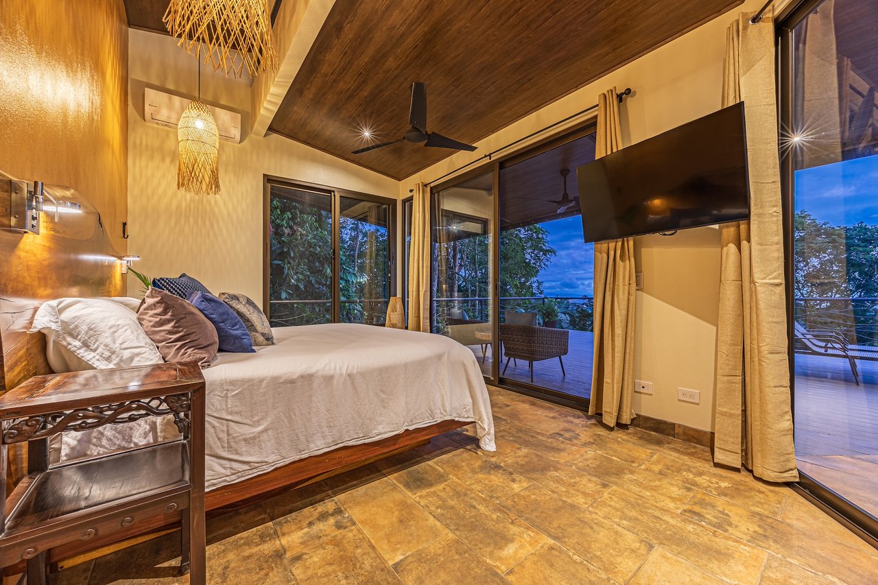 Casa Meraki: Modern Tropical Living with Whale’s Tail Views in Uvita