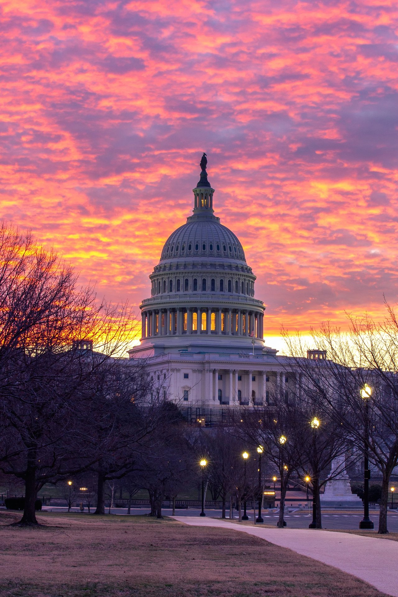 Heads up: The 1997 Homeowner Capital Gains Tax Rule That Might Finally Change