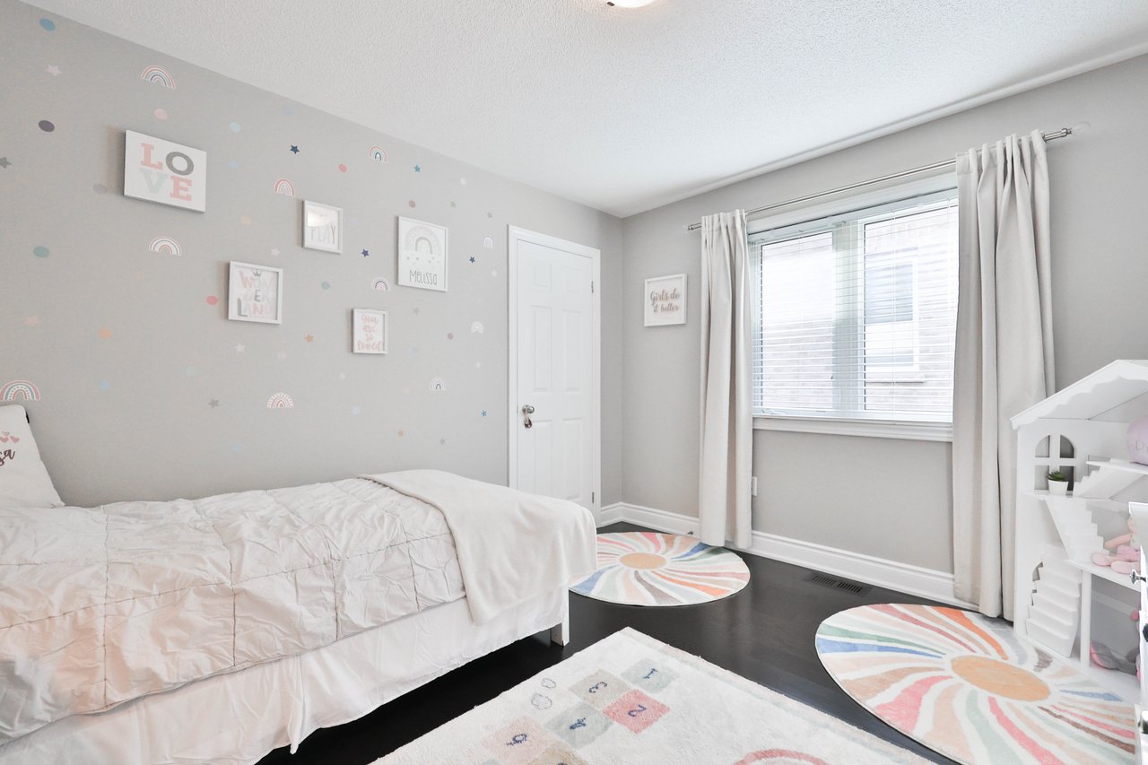 3262 Skipton Lane, Oakville