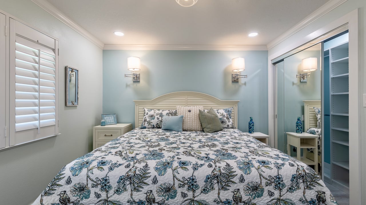 Oceanfront Furnished Condo in New Smyrna Beach