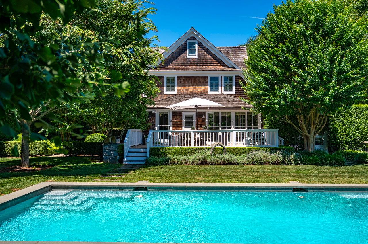 86 Pantigo Road