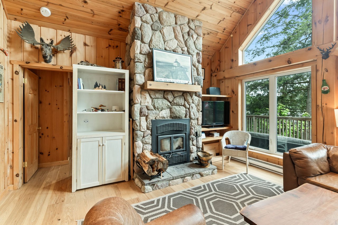 1029 BADGER LANE