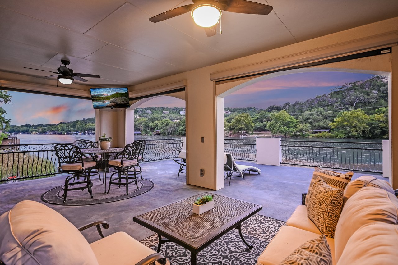 Extraordinary Lake Austin Compound