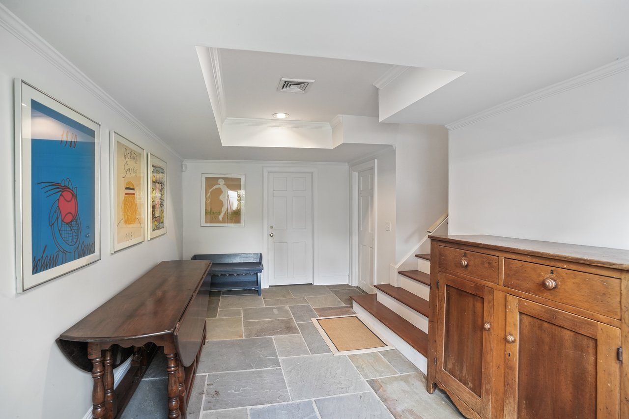 150 Sarles Street