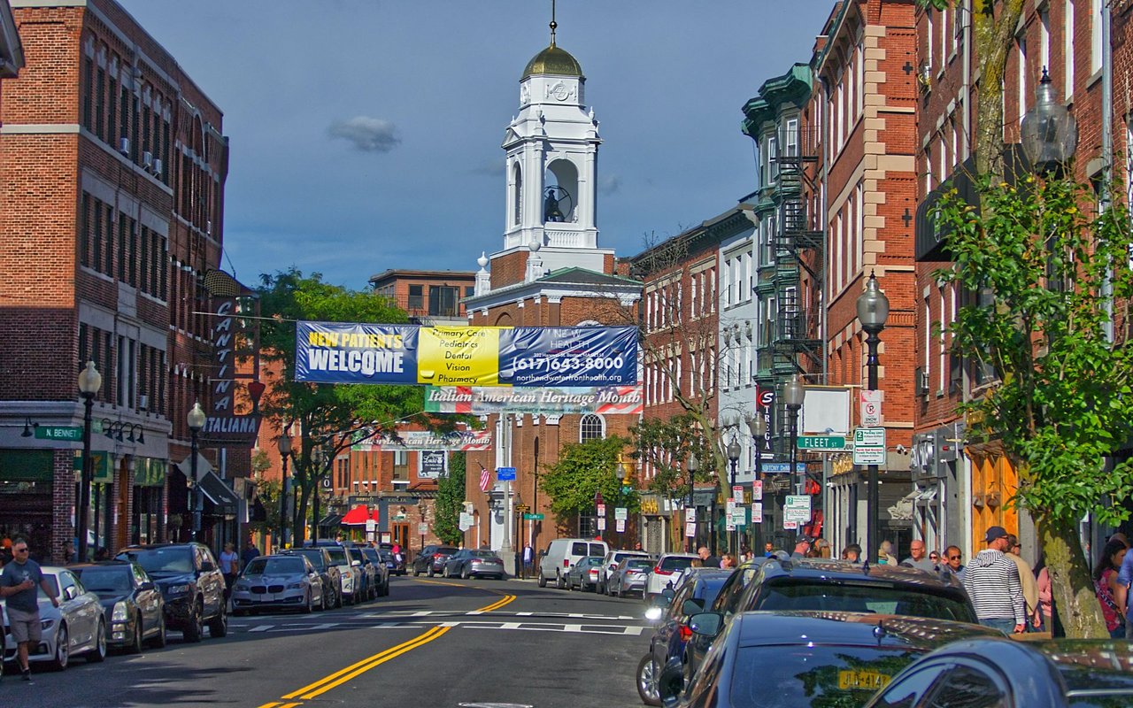 NORTH END NEIGHBORHOOD GUIDE