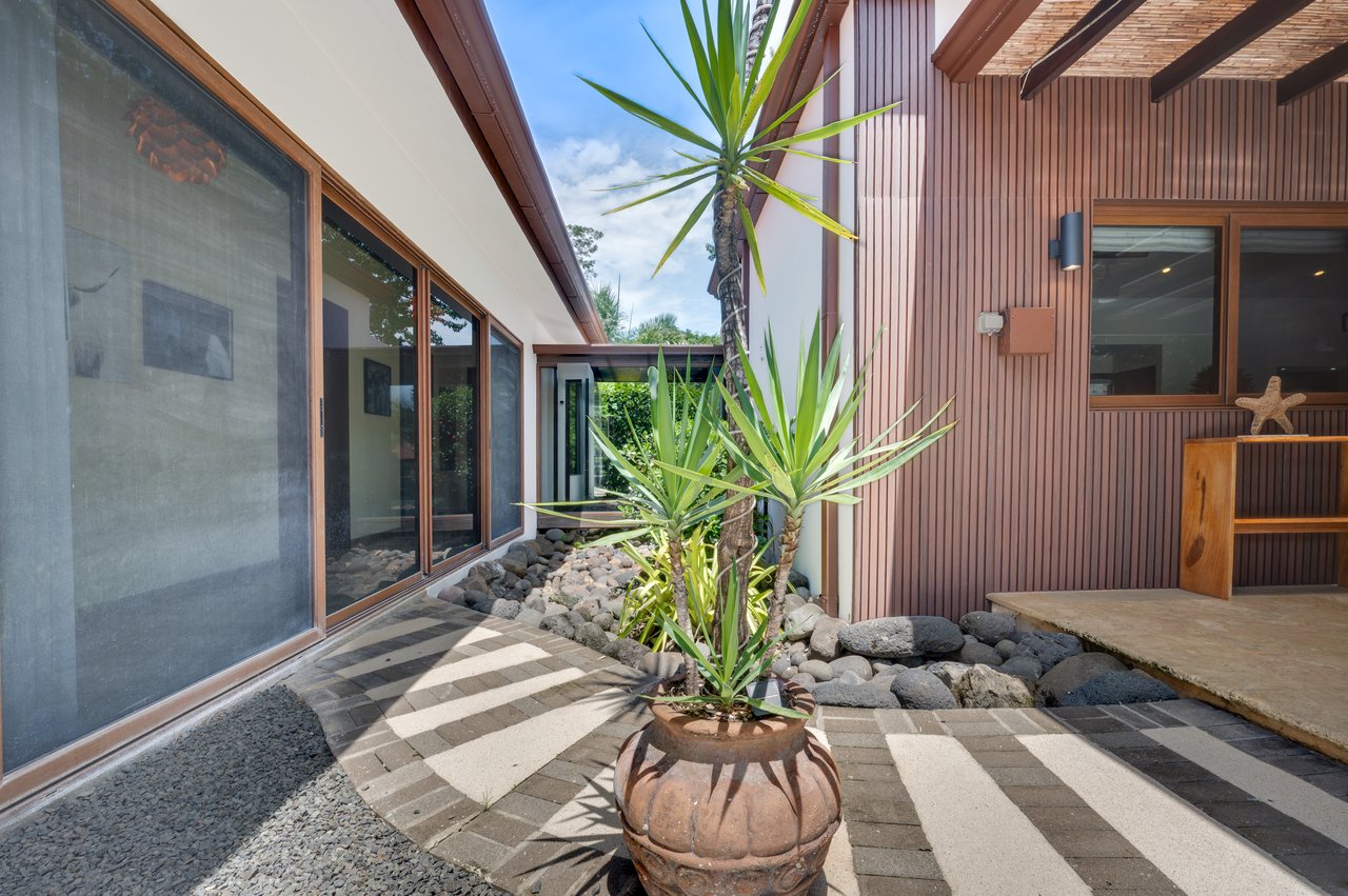 Casa Pachote | Exquisite 4-Bedroom Luxury Home in Hacienda Pinilla’s Reserva de Golf