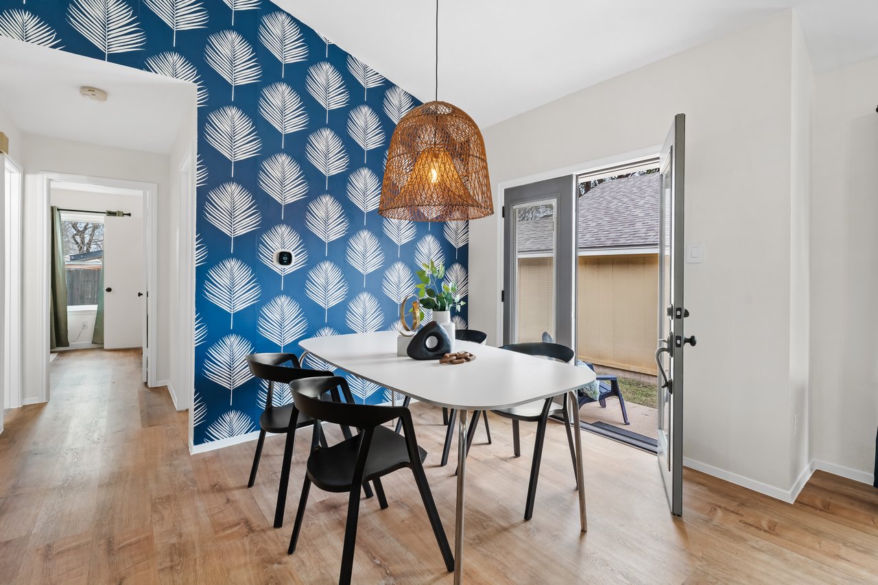 Cottage Vibes in North Austin