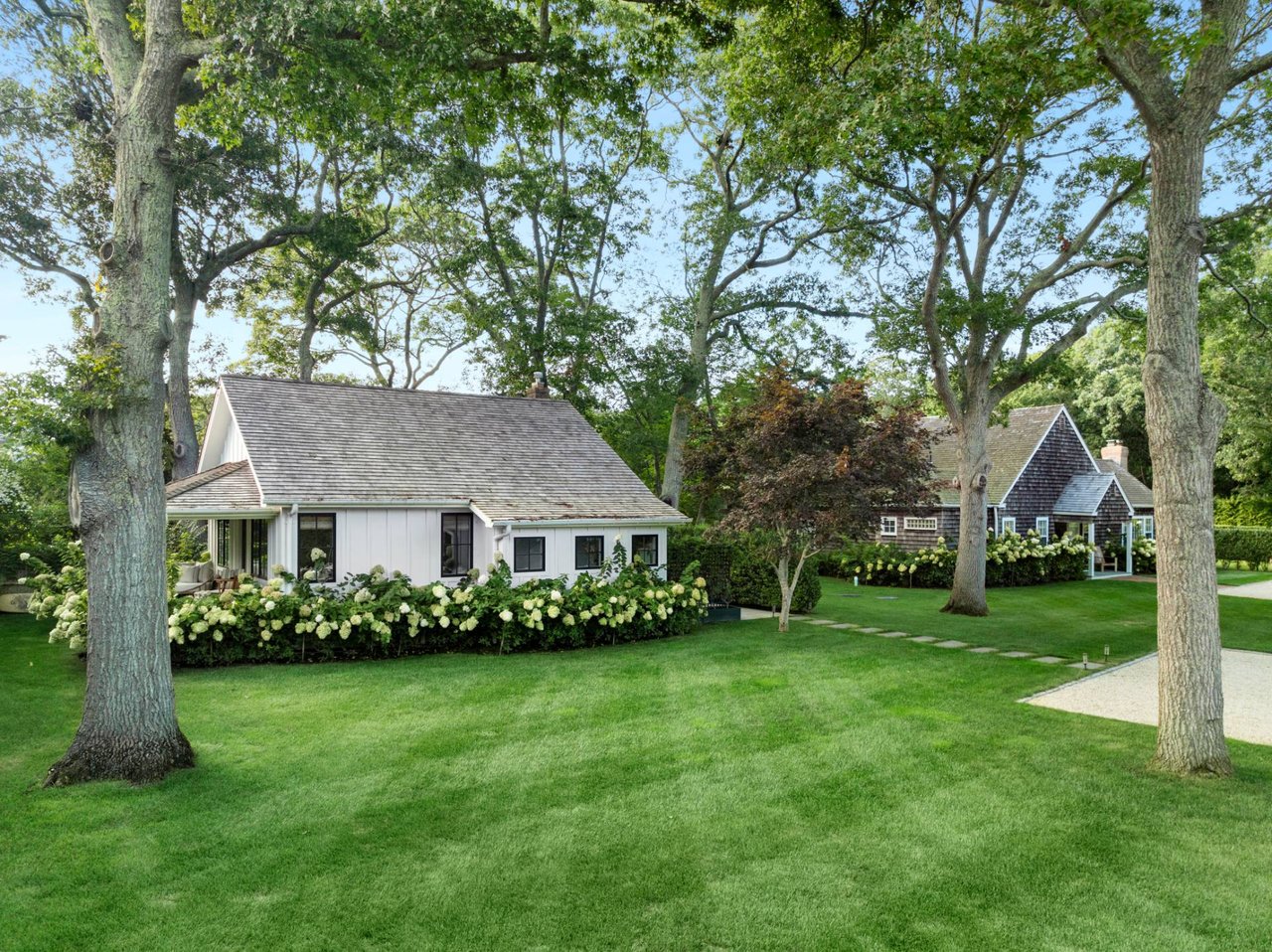 SERENE TWO COTTAGE COMPOUND