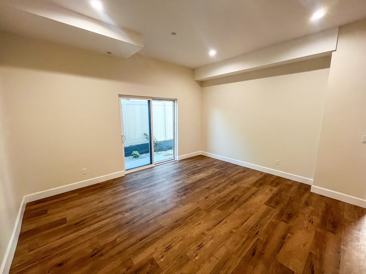 Brand-New 5-Unit Multifamily in Prime Los Angeles