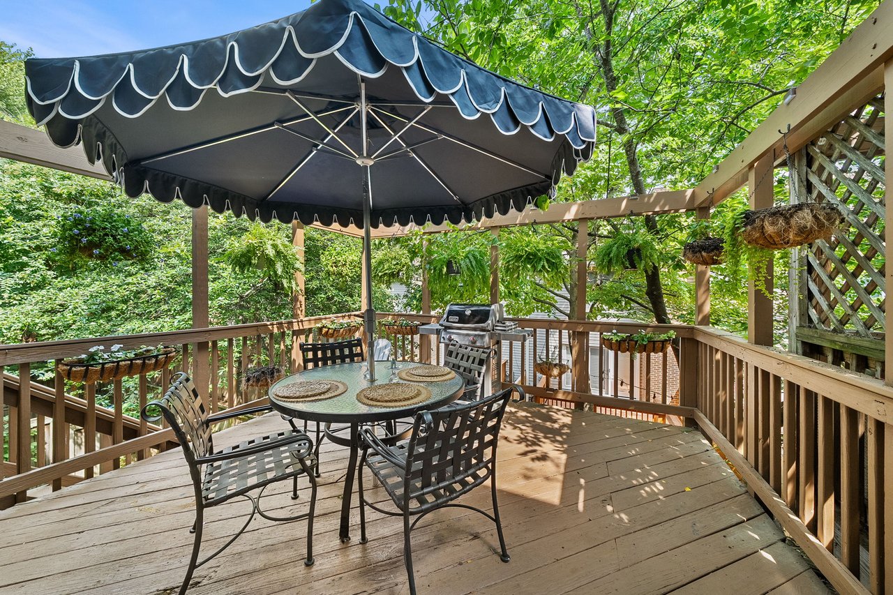 1258 Quaker Hill Dr.