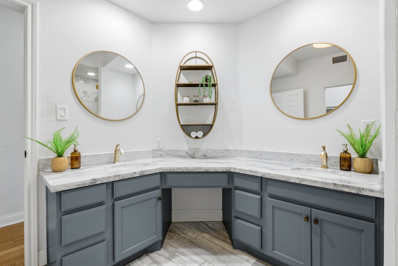 1000 Liberty Park Dr, Unit 204