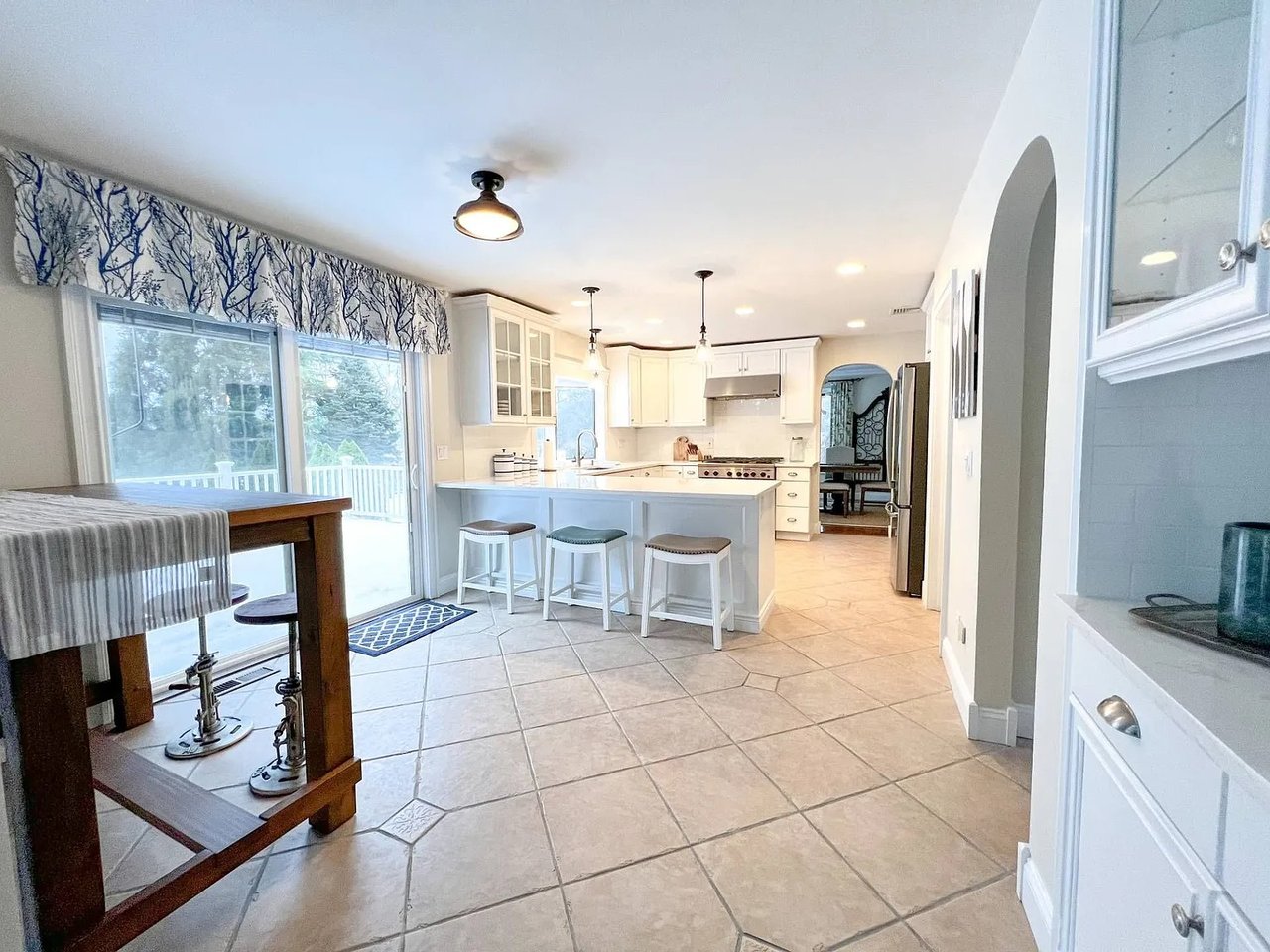41 Evergreen Ave
