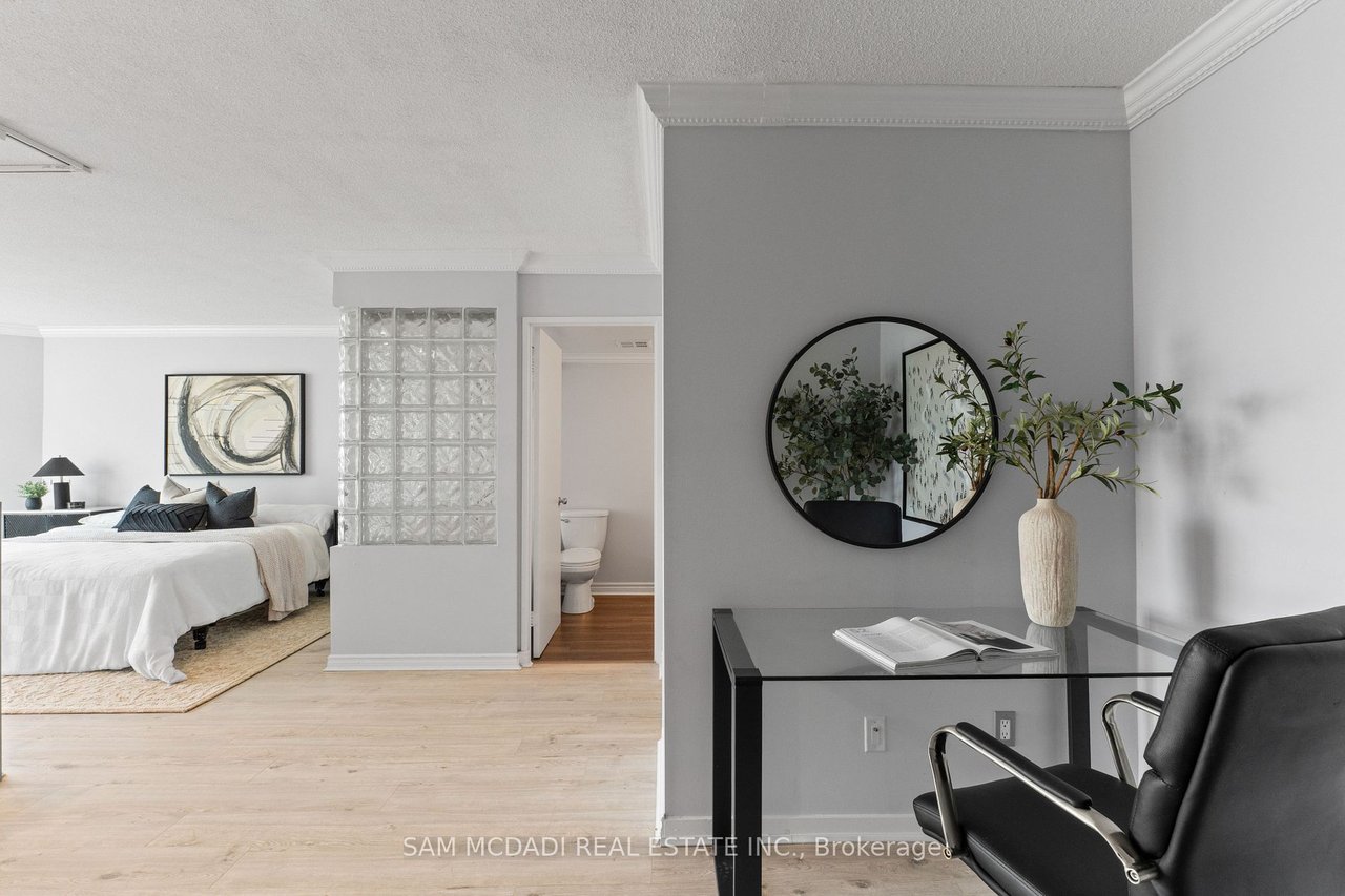 DREAMY TWO-STOREY PENTHOUSE