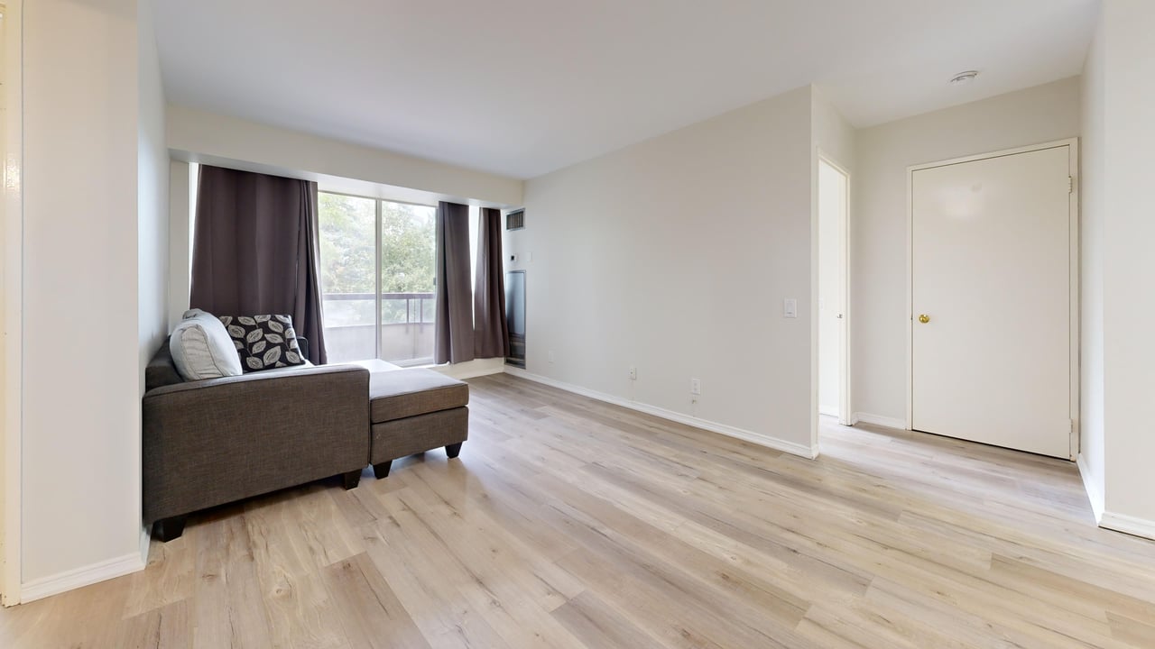 81 Townsgate Drive 211