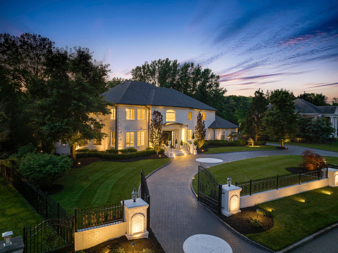 85 Sherwood Rd