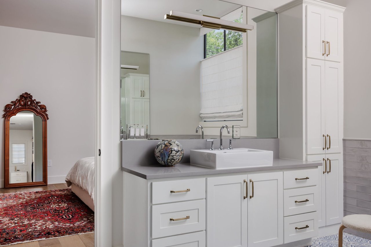 A Classic East Coast Reinterpretation in Travis Heights