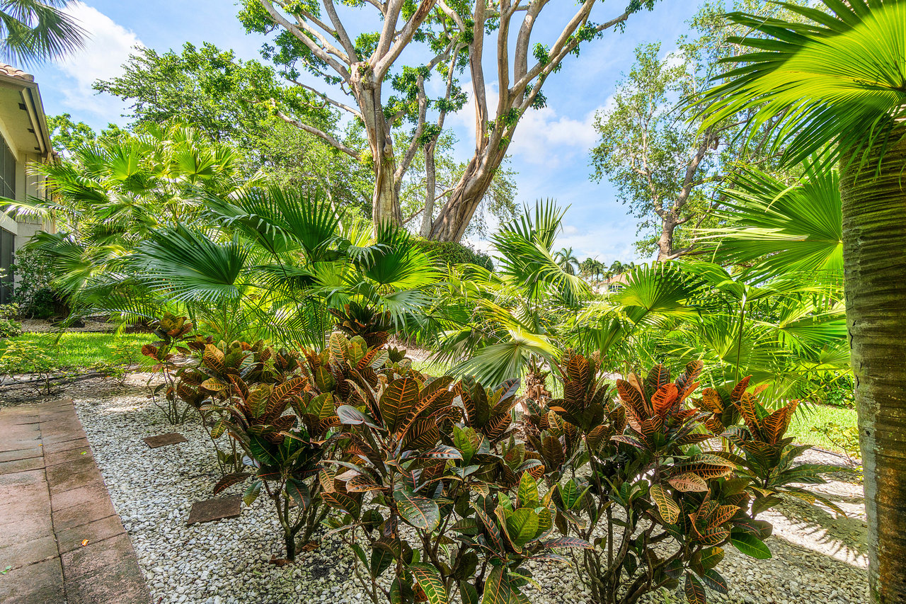 16844 ISLE OF PALMS DR A