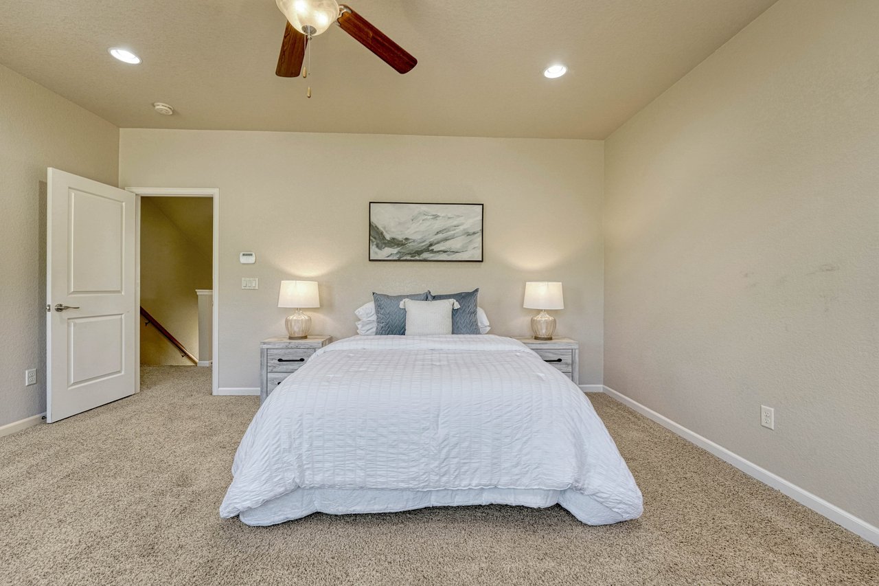 5968 Canyon Reserve Heights
