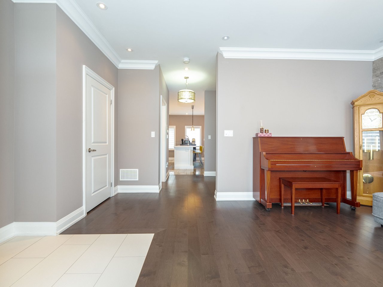 6 Point Pelee Lane