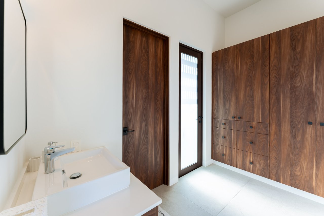 5 Bedroom, Single Family Home, La Cañada Casa A 