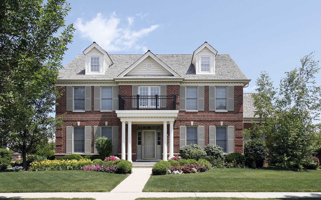 123 Staging Link St
