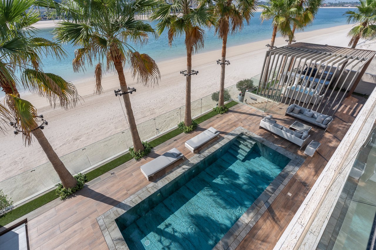 Signature Villas Frond G