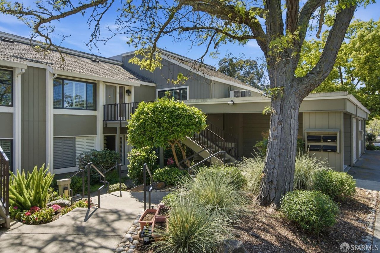 3136 Rossmoor Parkway #5