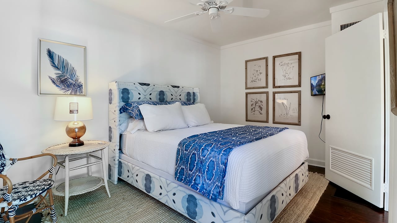 Cool Chic at the Historic Barbour House
