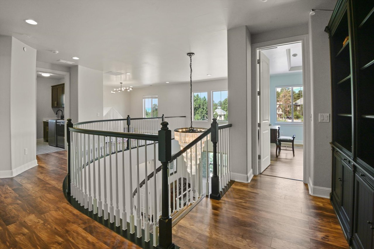 6881 Northstar Court