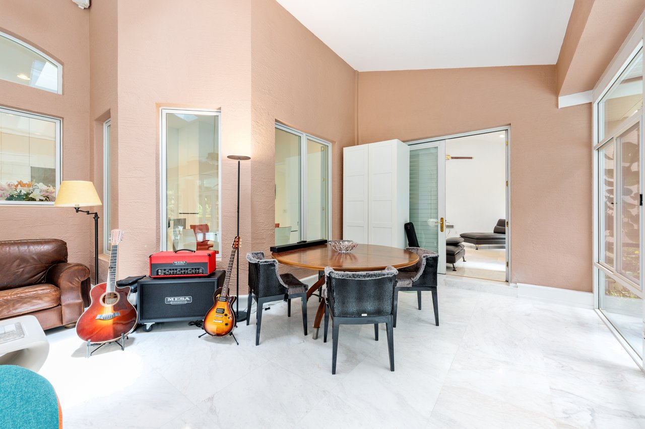 6709 SW 17th Terrace Rd