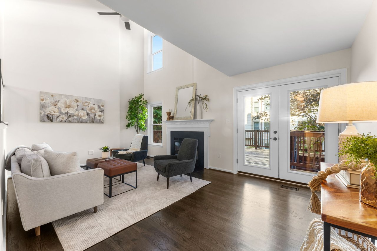 Best of Alexandria Living – 6540 River Tweed Lane