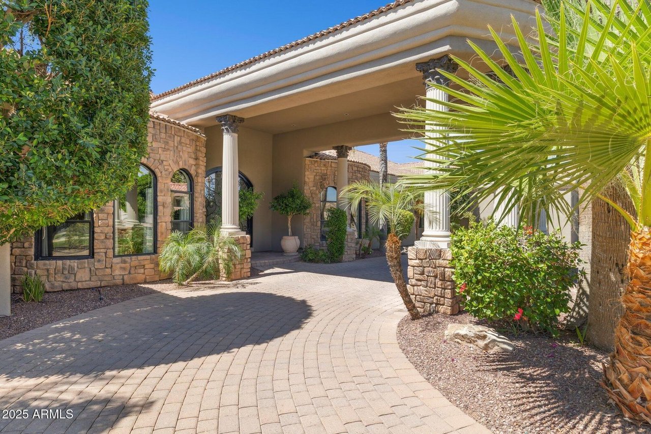 3731 E Halifax Cir 85205